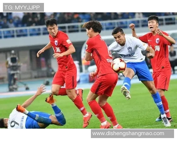 武汉足球队在选拔赛中以98分稳居积分榜首位,表现令人瞩目 武汉足球队在选拔赛中以98分稳居积分榜首位,表现令人瞩目