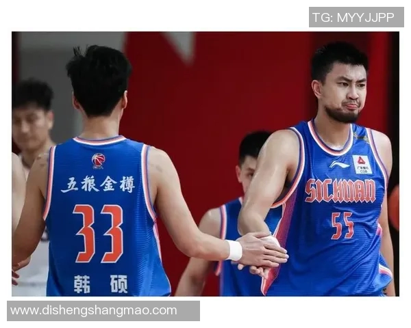 深入探讨上海羽毛球队不同组合的配合效果与战术优势分析