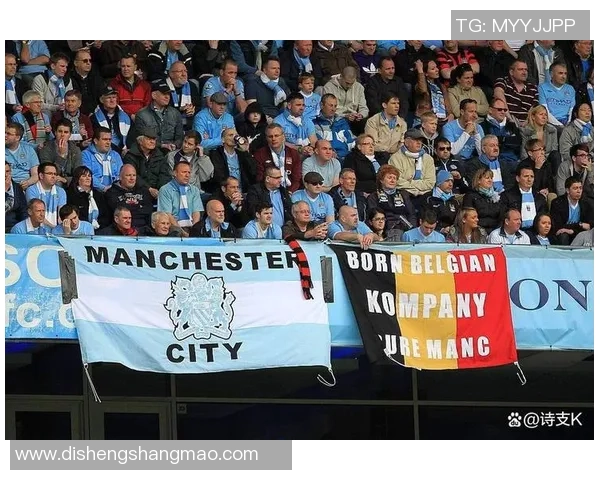 昔日足球巨星重返赛场引发热议球迷追忆经典瞬间