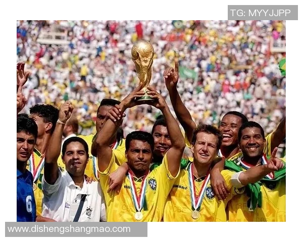 探寻足球历史的起源最早的球星与他们的传奇故事 探寻足球历史的起源最早的球星与他们的传奇故事